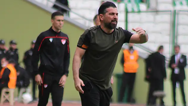 Konyaspor'da İlhan Palut'un ilk Avrupa deneyimi