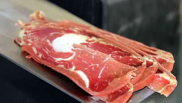 Pastırma tartışmaları sürerken Sivas pastırmanın tescilini aldı