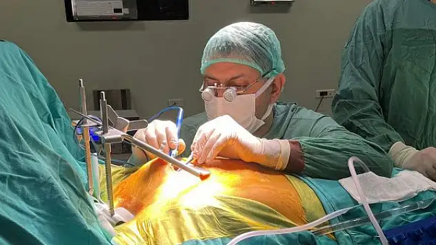 'Kalp hastalığında minimal invaziv kroner baypas artıyor'