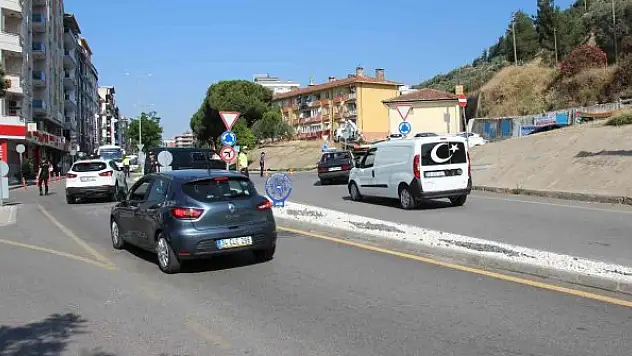 Trafik ekipleri öğrenciler için seferber oldu