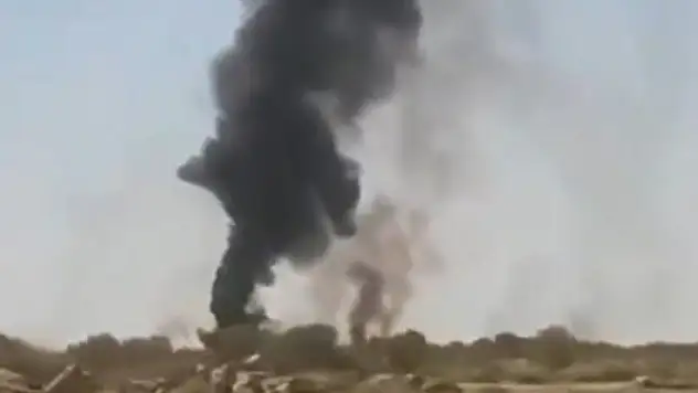 İran'da savaş uçağı düştü