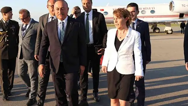 Dışişleri Bakanı Çavuşoğlu Kosova'da