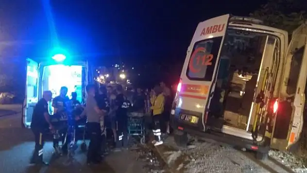 Trafik kazasına giden ambulanslar çarpıştı: 3 yaralı