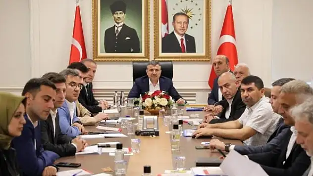 Kadına şiddetle mücadele görüşüldü