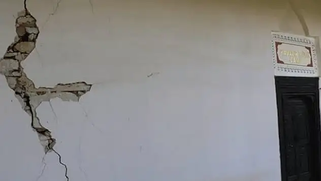 Onarım beklenen cami için yıkım kararı çıktı