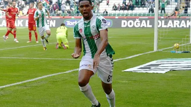 Samuel Eto'o hapse girmekten kurtuldu