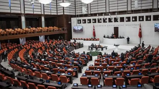 TBMM çalışma süresinin uzatılmasına ilişkin karar Resmi Gazete'de