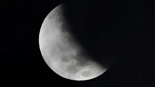 NASA'dan Ay'a nükleer reaktör kurma planı