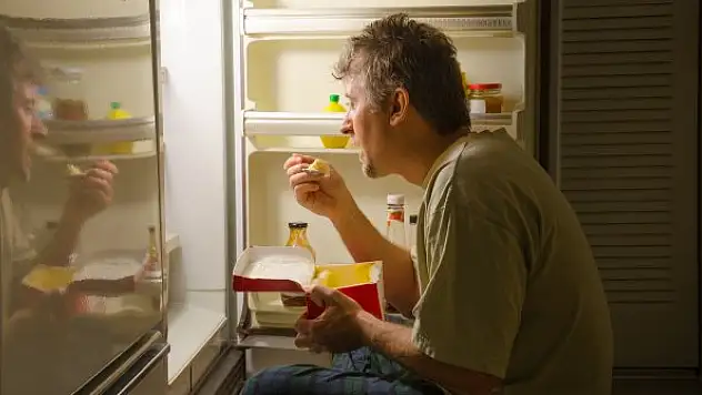 Yeme bozukluğu dikkat