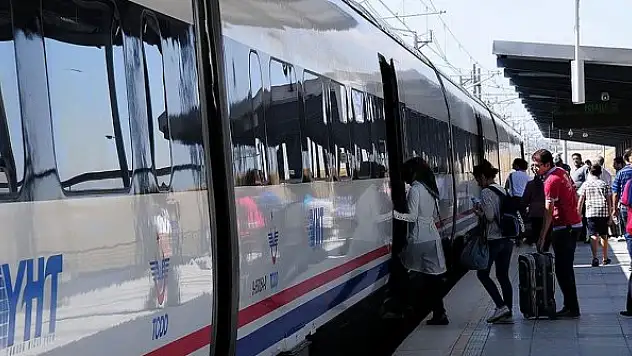 Kurban Bayramı nedeniyle tren hatlarının kapasitesi, arttırıldı