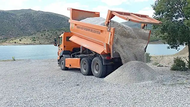 Bozkır Belediye Başkanı Sadettin​​​​​​​ Saygı'dan yol müjdesi
