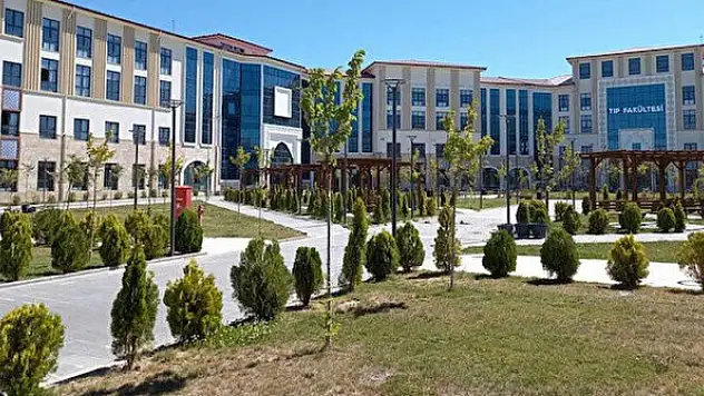 Niğde Ömer Halisdemir Üniversitesi sözleşmeli personel alım ilanı