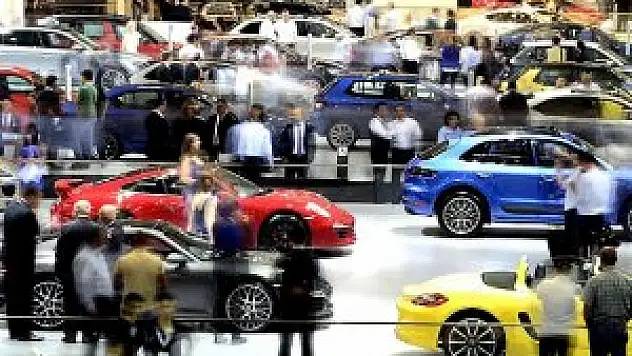 İthal araç satışı yerlileri katladı