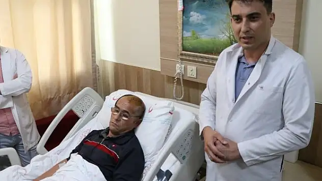 3 boyutlu yazıcıyla üretilen yapay kemik hastanın kafatasına yerleştirildi