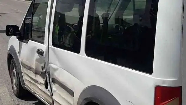 Trafik kazası: 4 yaralı