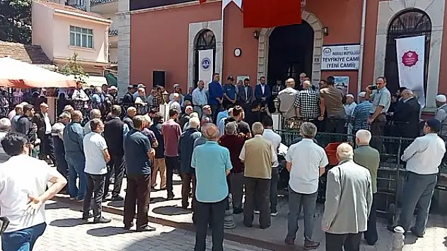 Hacı adayları törenle uğurlandı