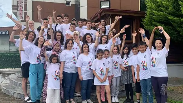 Diyabetli çocuklar Diyabet Gençlik Kampı'nda eğlenip öğrendi