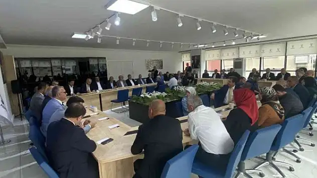 AK Parti'den 'Yerel Yönetimler İstişare ve Değerlendirme' toplantısı