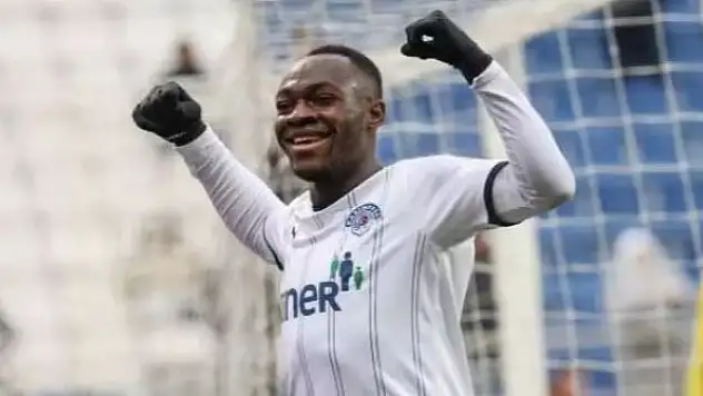 Beşiktaş için İstanbul'a geliyor