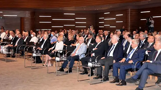 TOBB Başkanı Hisarcıklıoğlu: İzmir sanayinin 2'nci lider şehri