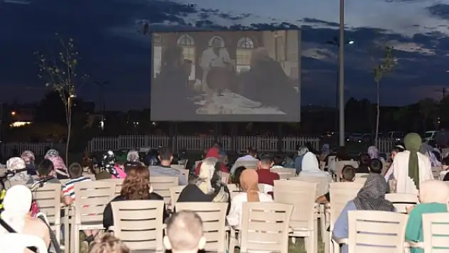 Yazlık sinemaya ilgi artıyor