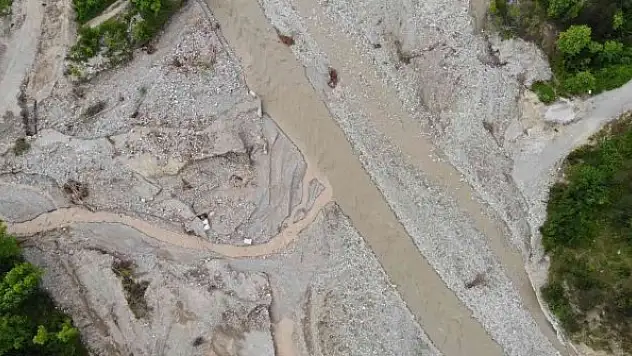 Selin yıktığı köprü ve yollar havadan görüntülendi