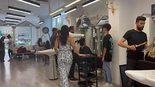 Kuaförden alkışlanacak hareket: Gazi ve şehit yakınlarına ücretsiz hizmet