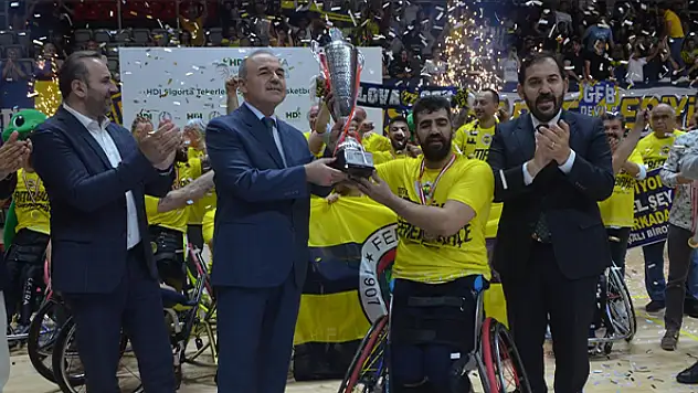 Fenerbahçe şampiyon