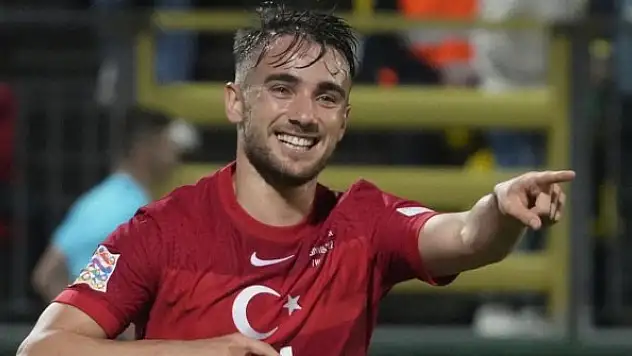 Yunus Akgün'den herkese ters köşe!