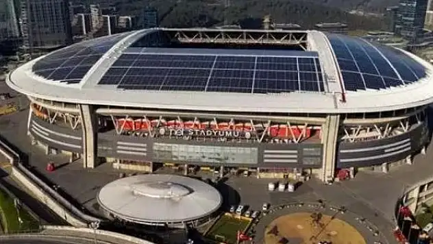 Galatasaray'a dev sponsor! Ezeli rakiplerine fark atacak