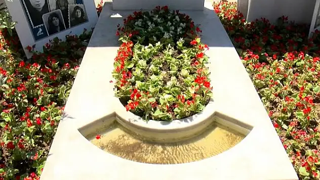 Milli Mücadele kahramanı Kara Fatma mezarı başında anıldı