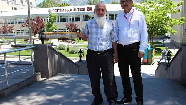 80 yaşındaki Yaşar dede DGS'ye girdi