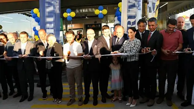 AK Parti'li Turan: Çalışanlar enflasyona ezilmesin diye devletin büyük adımları var