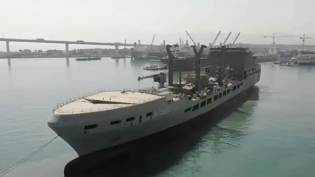 Denizde İkmal Muharebe Destek Gemisi'nin inşası tüm hızıyla sürüyor