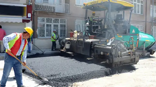 Meram'da asfaltlama çalışmaları sürüyor