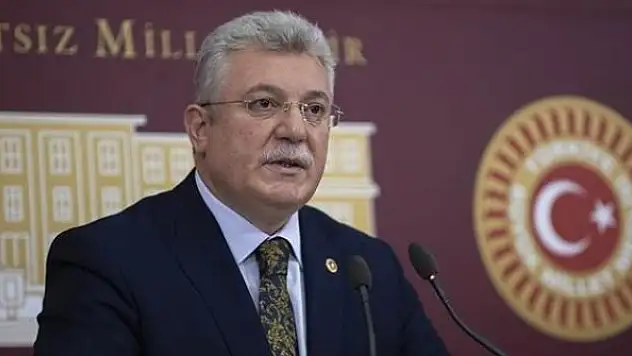 AK Parti'den sözleşmeliye kadro ve EYT açıklaması