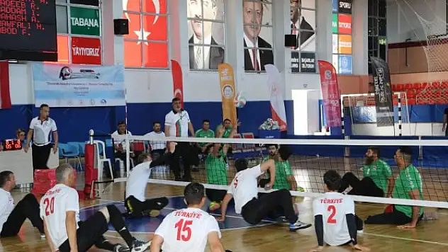 Tunceli'de Uluslararası Oturarak Voleybol Munzur Turnuvası heyecanı