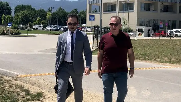 Gerçek babasının kim olduğu 56 yaşında tescillendi