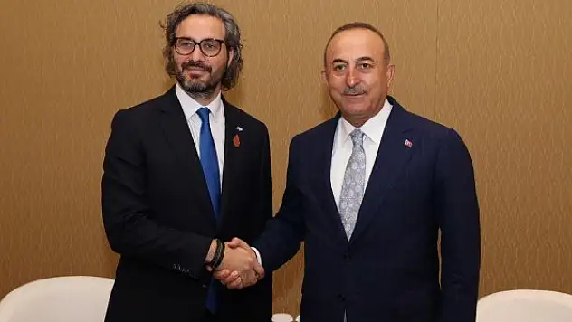 Çavuşoğlu, Endonezya'da G20 kapsamında ikili görüşmeler yaptı