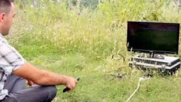 'Çanak antensiz ve internetsiz' uydu cihazı üretti