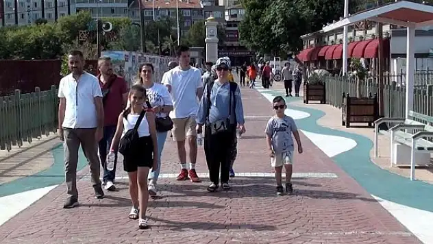 Tekirdağ sahilinde bayram tatili yoğunluğu