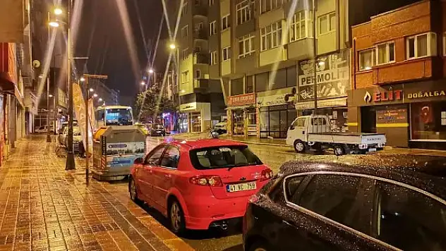 Sağanak yağış hayatı olumsuz etkiledi