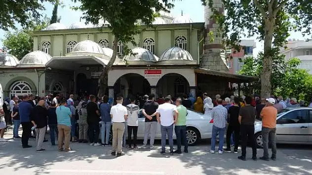 Kanserle savaşı iki kez kazanan Cemre bu kez kaybetti