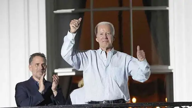 Biden'ın oğluna ait olduğu iddia edilen telefon verileri internete sızdırıldı