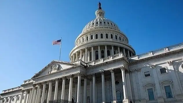 ABD'de 840 milyar dolarlık Ulusal Savunma Yetkilendirme Yasası'nı onaylandı