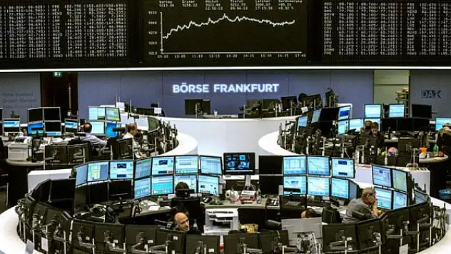 Avrupa borsaları düşüşle açıldı