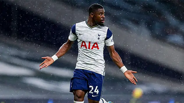 Galatasaray Serge Aurier için transfer yarışında