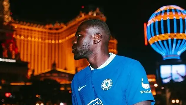 Koulibaly, resmen Chelsea'de
