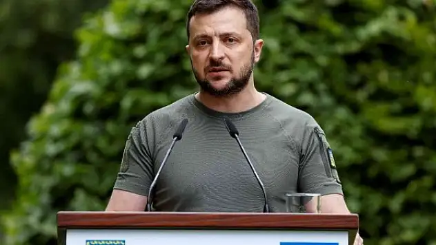 Zelenskiy, Ukrayna Güvenlik Servisi Başkanı ve Ukrayna Başsavcısını görevden aldı