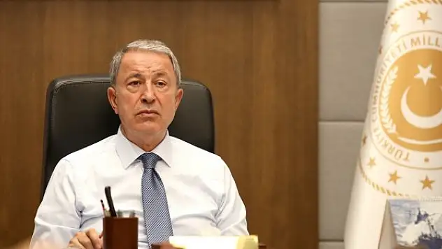 Milli Savunma Bakanı Akar, Ukraynalı mevkidaşı Reznikov ile görüştü